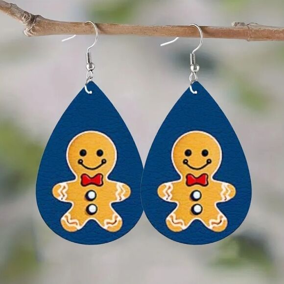 Christmas gingerbread cookie Earrings - Picture 2 of 5